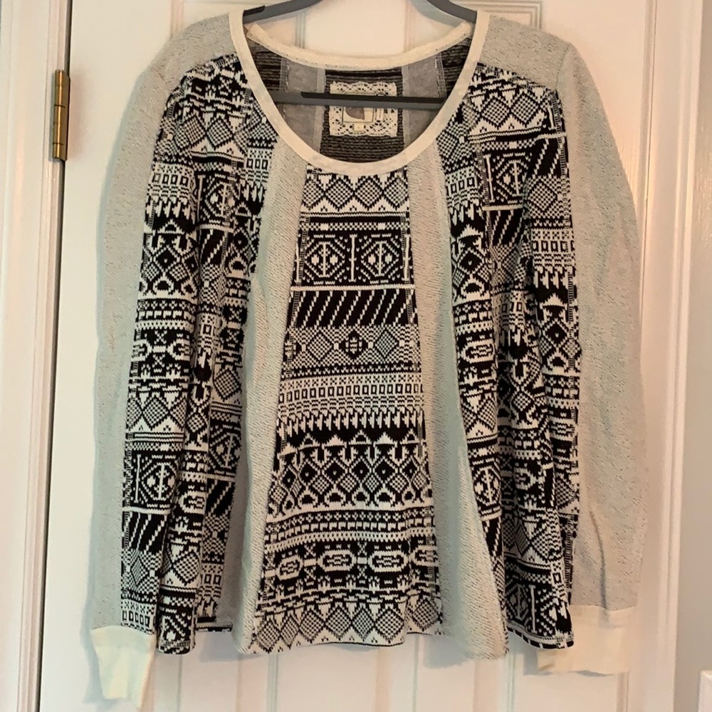 Anthropologie Lilka sweater